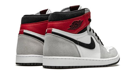Air Jordan 1 High 'Light Smoked Grey'